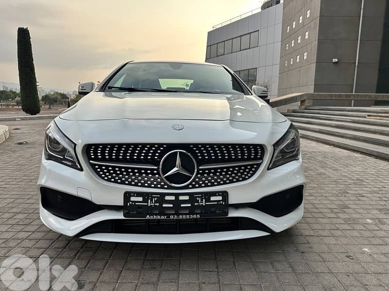 Mercedes-Benz CLA-Class 250 2018 AMG LOOK 4Matic 0