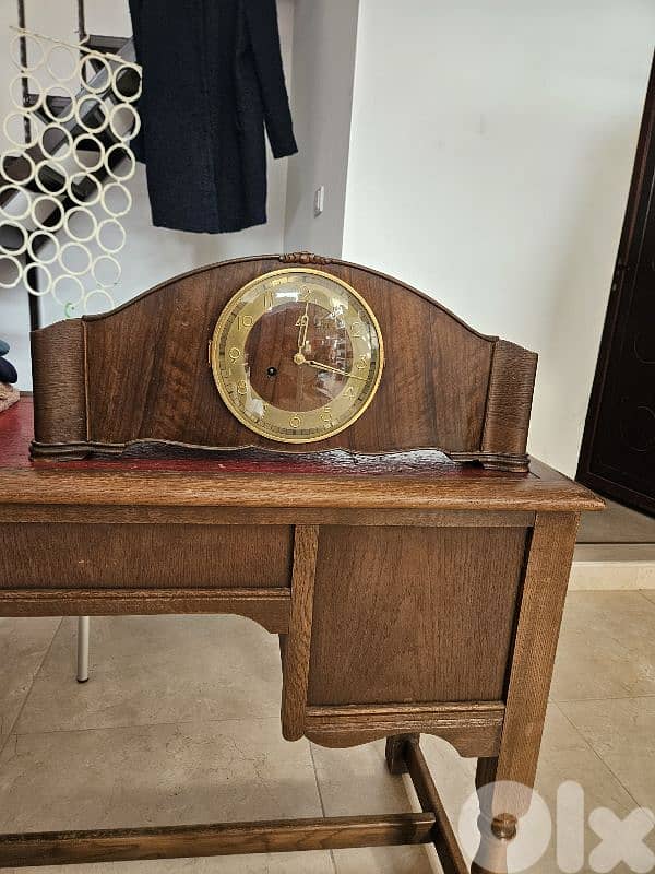 ساعة انتيك 0