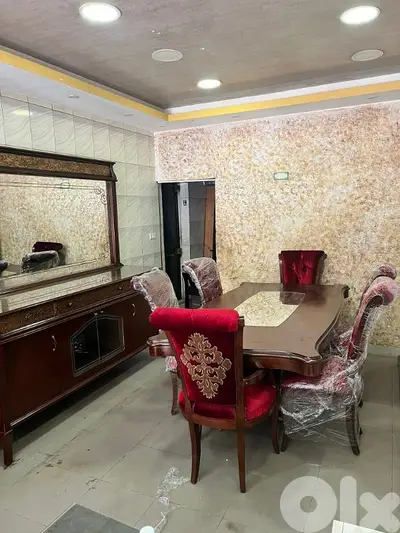 أوضة سفرة خشب زان مستعملة بحالة ممتازة