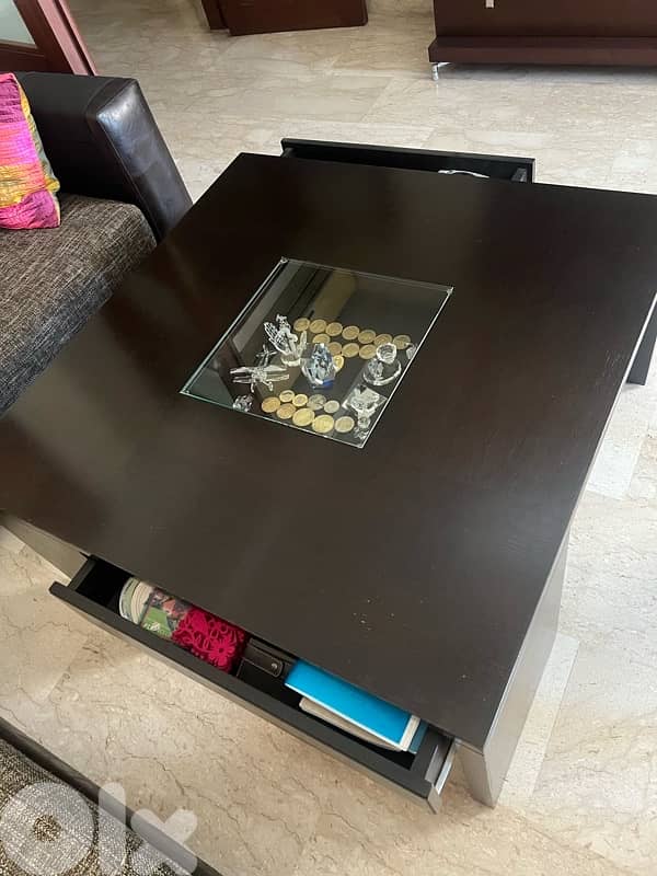 طاولة صالونsquare coffee table in living room with 2 drawers 1