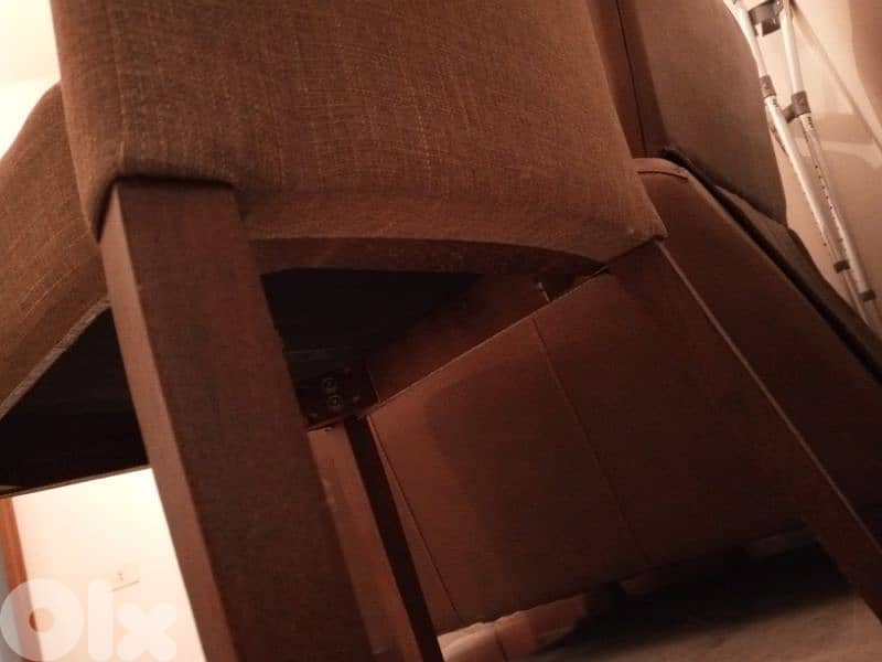 Wood chair 2