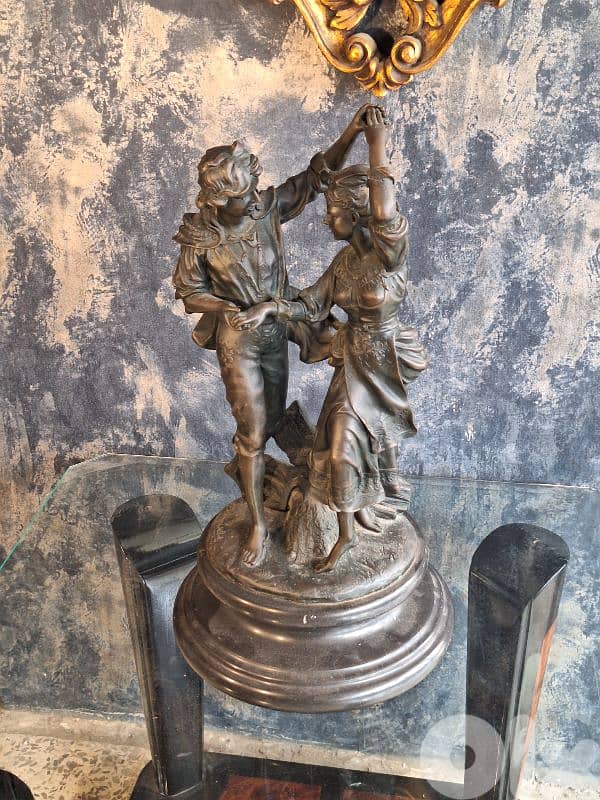 Didier Debut bronze statue 0