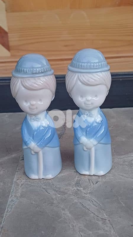 antique 0