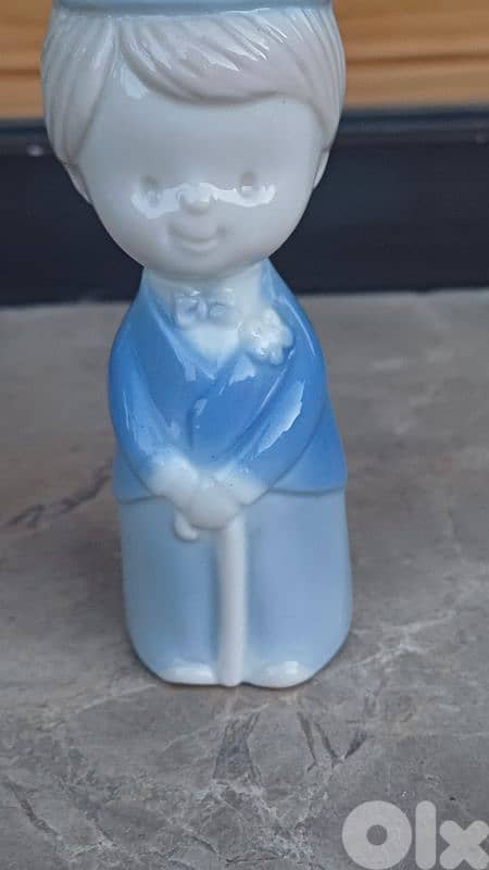 antique 7