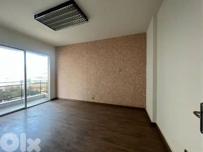 L19669 - 220 SQM Office For Rent In Achrafieh