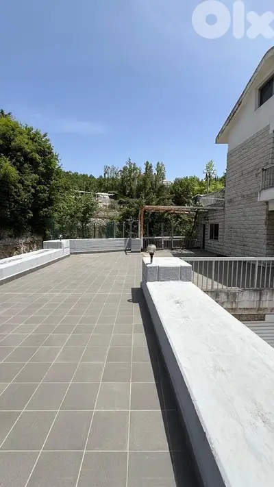 400 Sqm Triplex in Achkout