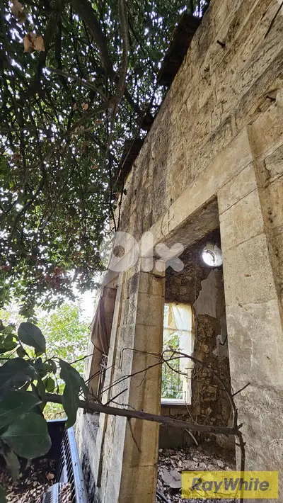RWB503EA - Land with stand alone house for sale in Ghazir