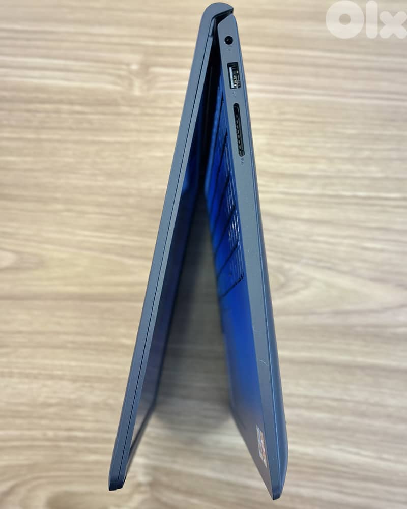 DELL INSPIRON 15 3535 RYZEN 7 7730U VGA RADEON 15.6” FHD TOUCHSCREEN 6