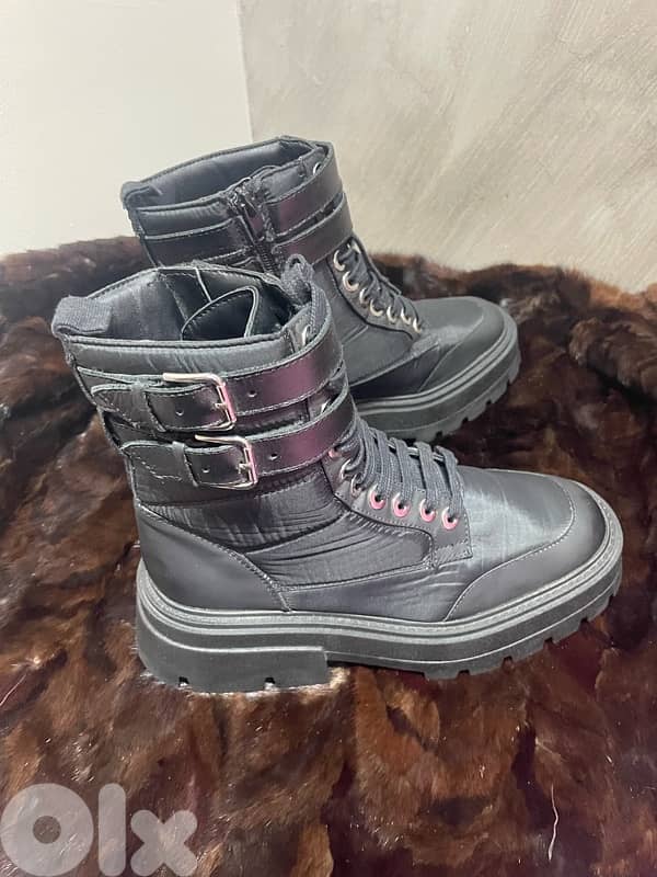 Zara boot 8