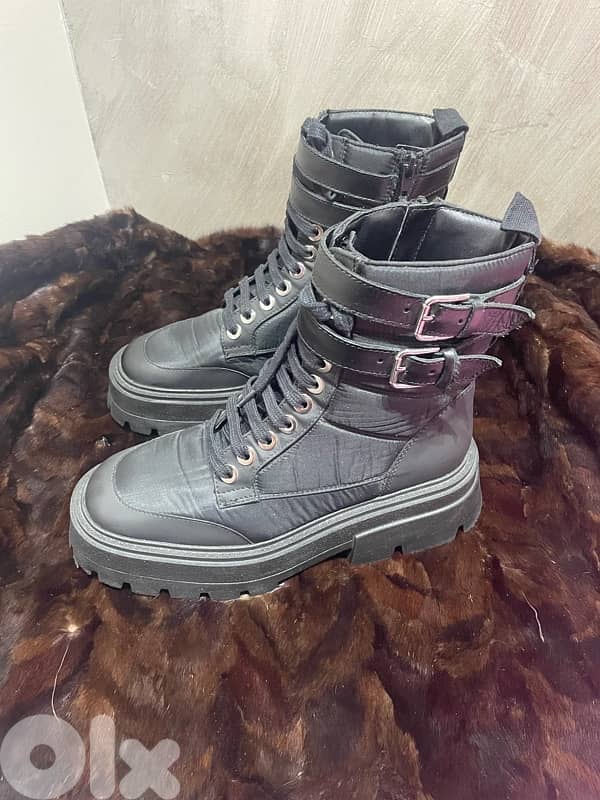 Zara boot 12