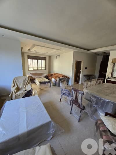 Apartment for sale in jouret el ballout شقة للبيع في جورة البلوط