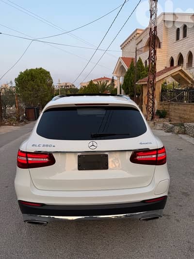 Mercedes-Benz GLC-Class 350e 2018