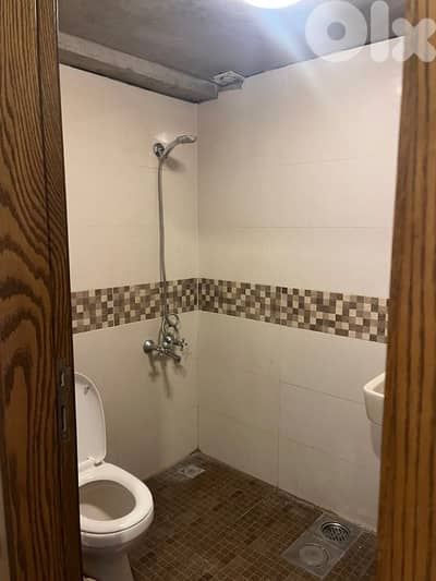 Fully Renovated Office For Rent In Mtayleb مكتب للاجار في المطيلب
