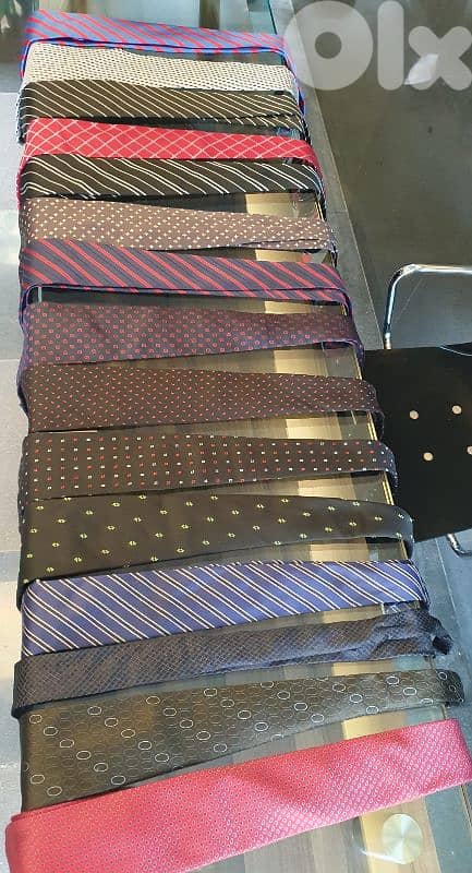 Gravette mix 15  pcs  used all brands  6 $ beyrout ashrafiye 03723895 3