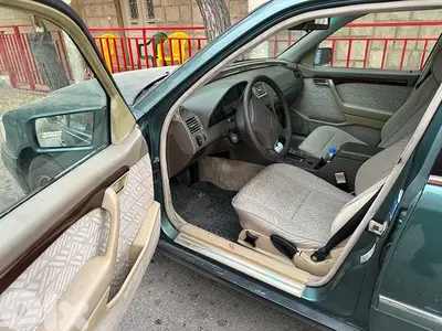 Mercedes-Benz C-Class 1994