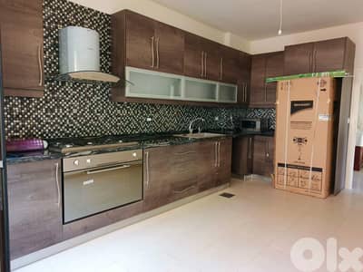Apartment for Sale in Jouret Al Ballout شقة للبيع في جورة البلوط