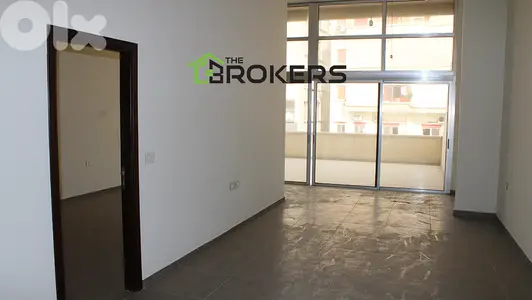 Office for Rent in Furn El Chebbak