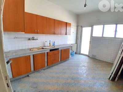Apartment for Rent in Achrafieh شقة للإيجار في الأشرفية –