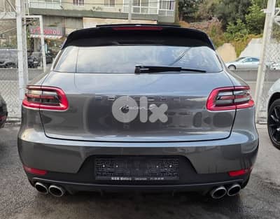 Porsche Macan S 2018 luxury package Ajnabieh clean carfax