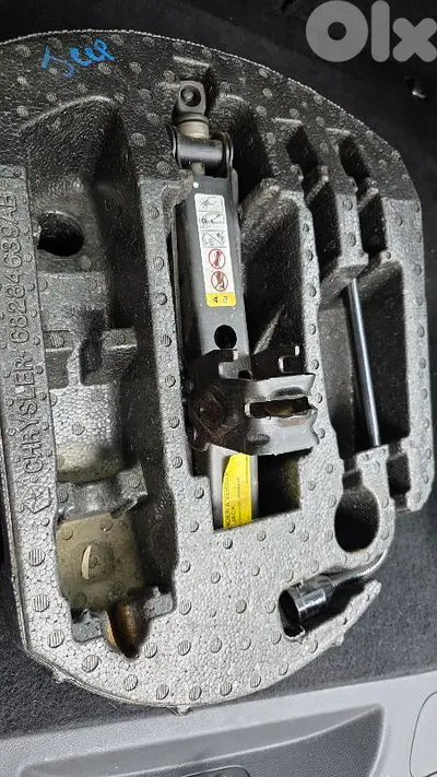 cherokee car lift jack عفريت