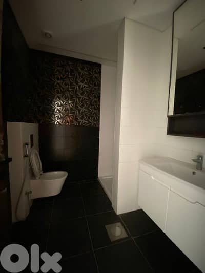 Apartment for sale in hazmieh شقة للبيع في الحازمية