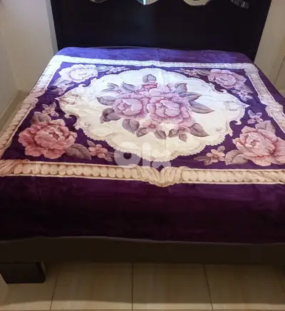 200×240cm Purple,Rose & Cream Floral Winter Blanket