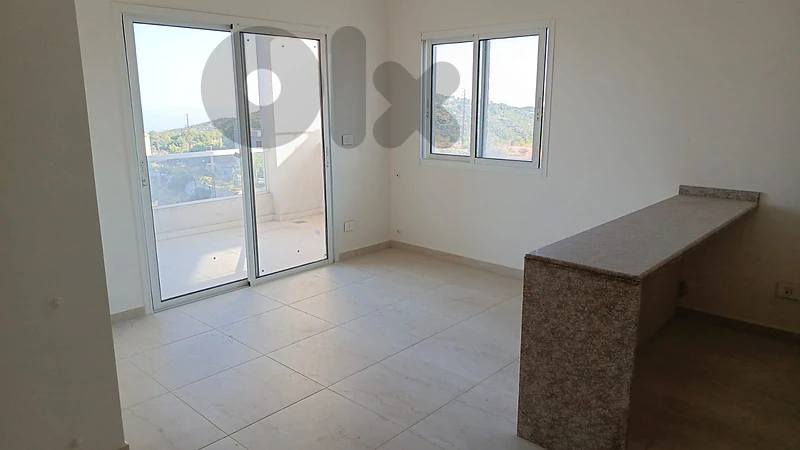 GMB102SZ - Apartment for sale in Annaya - شقة للبيع في عنايا