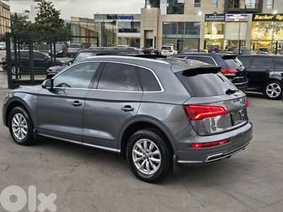 Audi Q5 2018 PRESTIGE S-LINE QUATTRO Clean car fax low miles Top car!!