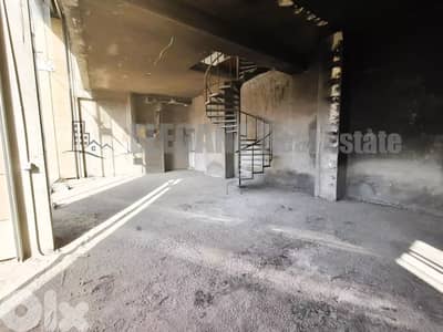 Huge Showroom | High End Finishing | for Rent | Down Town | Prime Loca