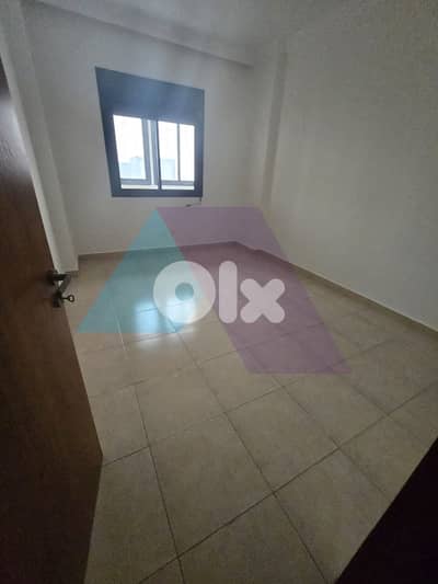 270 sqm apartment, well-maintained ,4rent in New Mar Takla/Hazmieh