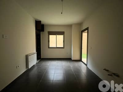 GMK114SS - Apartment For Sale In Ballouneh - شقة للبيع في بلونة