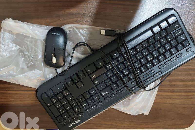 Microsoft Wired Keyboard and Mouse 0