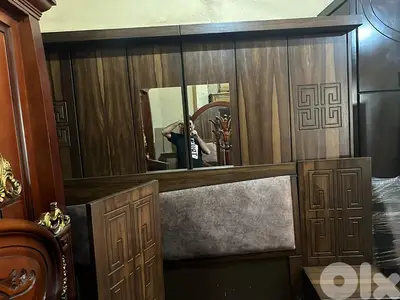 اوضة نوم شغل توصاية ملبسة قشرة افركيه