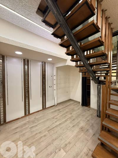 SHOP FOR RENT IN JDEIDEH SOUKS 3 FLOORS, (JDR-166)