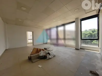 275m2 office+terrace 4rent in a commercial center in Sad El Bauchrieh