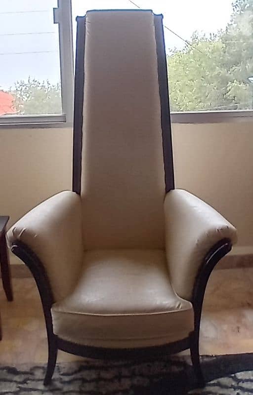 Armchair 0