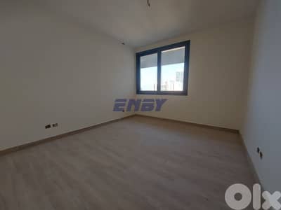 Apartment for rent in Ain Mraiseh | High End | Partial Sea View