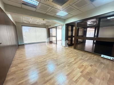 L19717 - 655 SQM Office For Rent in A Prime Location Dora