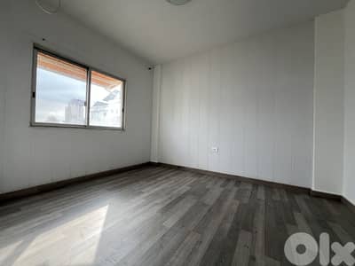 L19726 - 3-Bedroom Apartment For Rent in Achrafieh, Sioufi