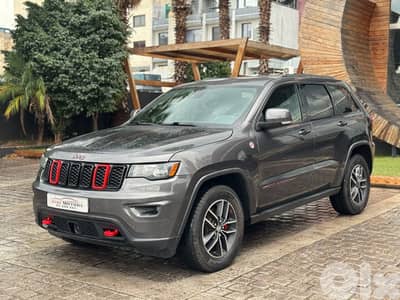 Jeep Grand Cherokee TrailHawk 2018 clean car fax