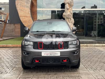 Jeep Grand Cherokee TrailHawk 2018 clean car fax
