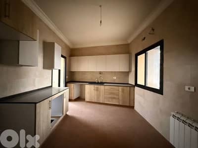 Jal el Dib 190 sqm | Prime location | Balcony