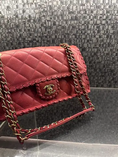 Chanel medium single flap