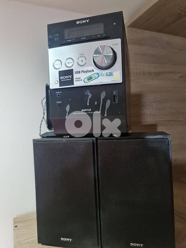 Sony Mini Hi-Fi System 0