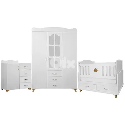 Wooden Baby Bed With Closet Treasury And Dresser - سرير أطفال خشبي