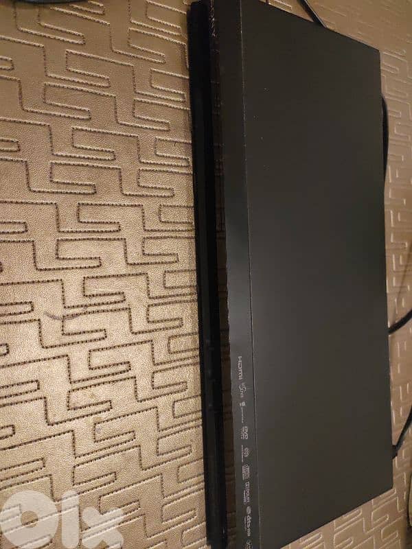 tv and dvd player 2