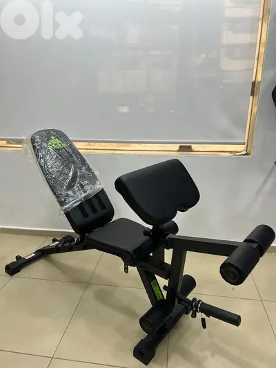 Adidas bench