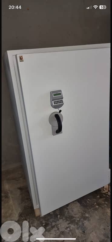 Sistec  safe 1120 kg خزنة 1