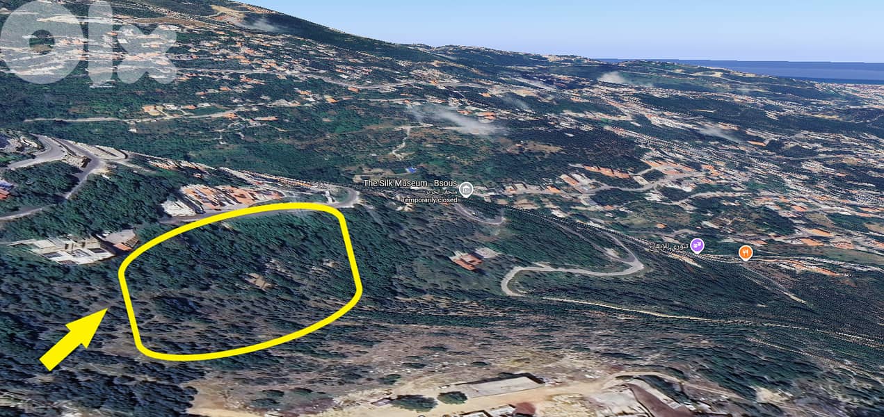 Exclusive Plot with Panoramic Views in a Calm, Prestigious Area 2