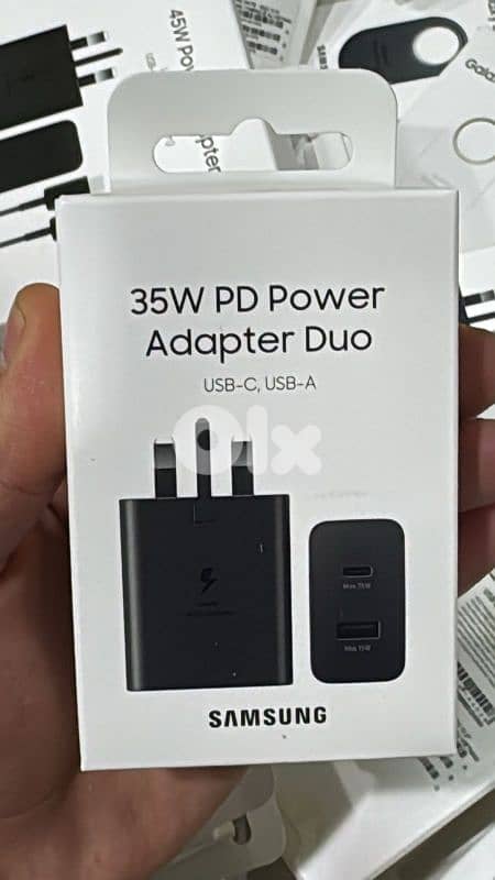 Samsung 35w pd power adapter Duo (usbc,usb-a) 3 pin 0
